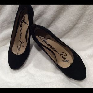 American Rag women’s Black suede pumps size 6 new